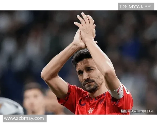 足球场上球星们赛场内外的心声与瞬间对话 足球场上球星们赛场内外的心声与瞬间对话