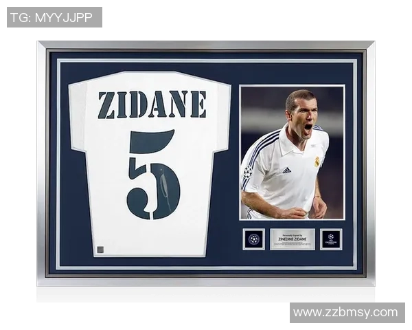 足球球星经典仿签收藏鉴赏与签名艺术价值探秘 足球球星经典仿签收藏鉴赏与签名艺术价值探秘